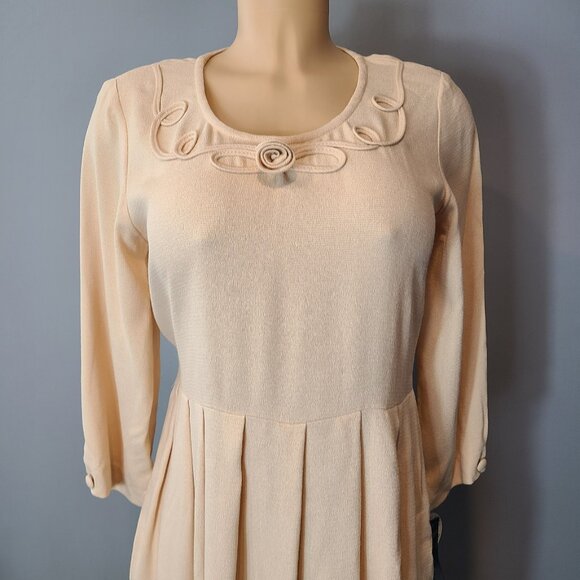 Vtg Carol Anderson Cream Dress Sz 4P Cottage 3D Rose New Pleated 90s Whimsical - Picture 12 of 13